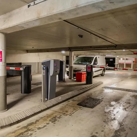 Moderne Au Centre Strasbourg