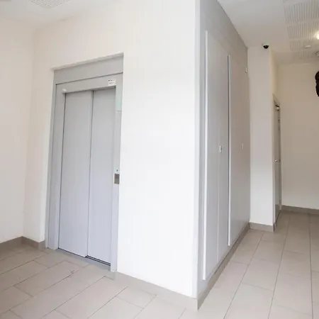 Moderne Au Centre Apartment