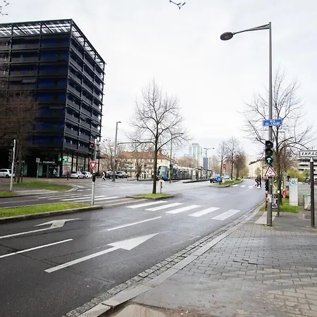 Moderne Au Centre Strasbourg