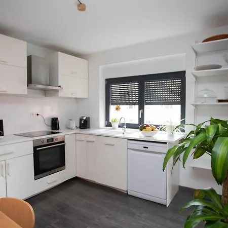 Moderne Au Centre Apartment