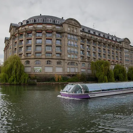Moderne Au Centre Estrasburgo