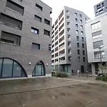 Moderne Au Centre