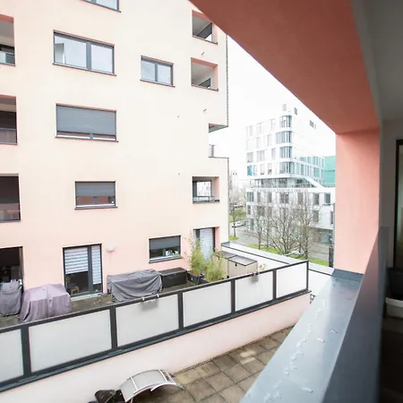 Moderne Au Centre