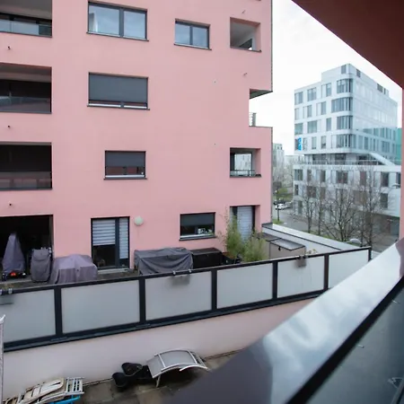 Lägenhet Moderne Au Centre