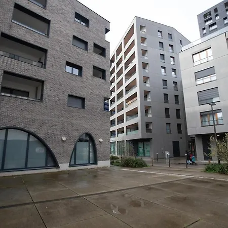 Daire Moderne Au Centre