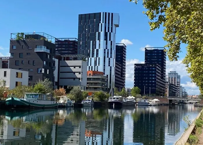 Lägenhet Moderne Au Centre
