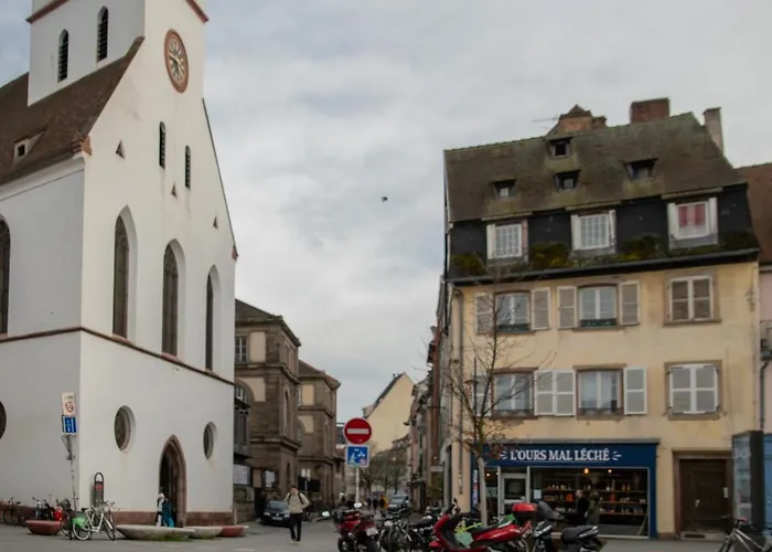 Moderne Au Centre Strasbourg