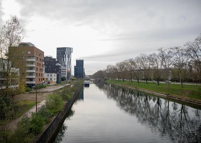Lägenhet Moderne Au Centre