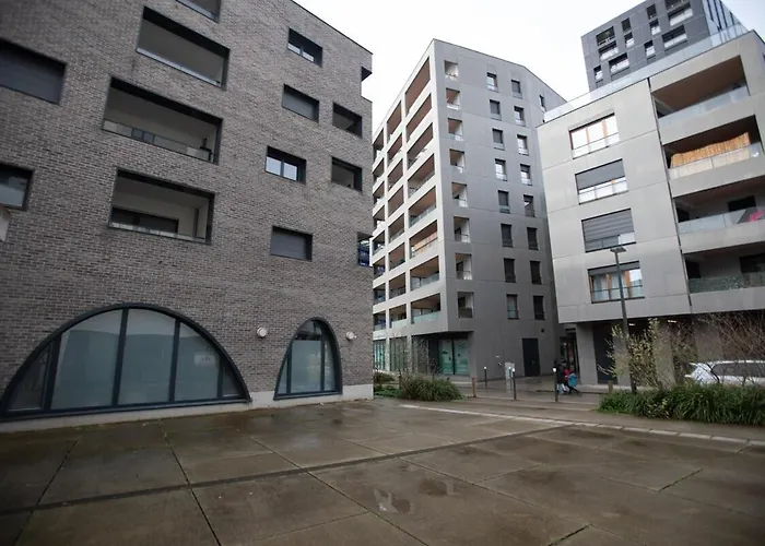 Lägenhet Moderne Au Centre